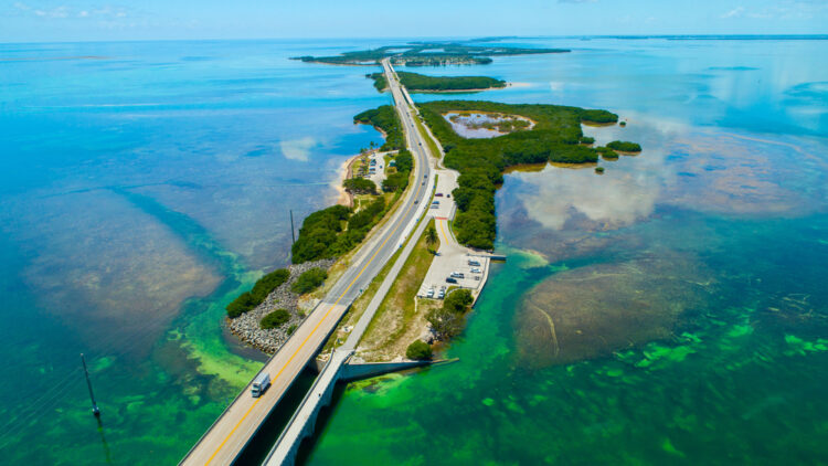 Overseas highway to Key West island,