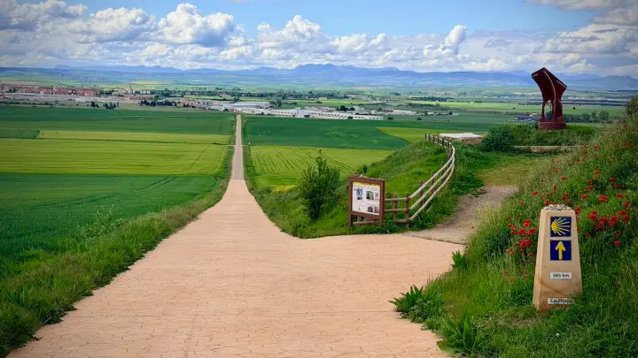 Beyond The River Cruise: Spending Five Weeks In France & Spain The road from Santo Domingo de la Calzada to Cirueña. © 2026 Ralph Grizzle