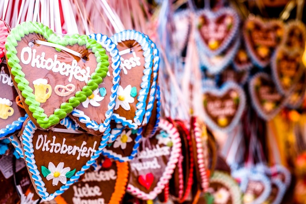 a gingerbread heart - lebkuchenherz