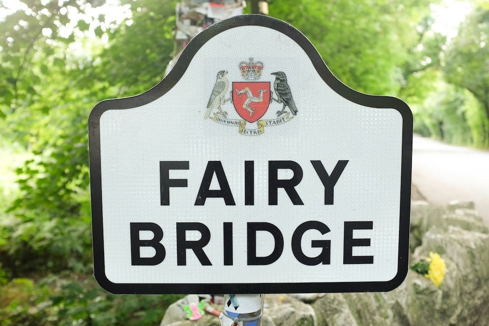 Street sign "Fairy Bridge"